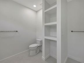 6841 SW 71st Ave, Miami FL 33143