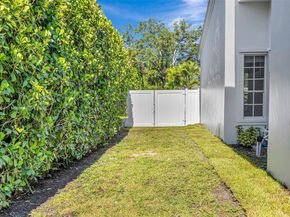 6841 SW 71st Ave, Miami FL 33143