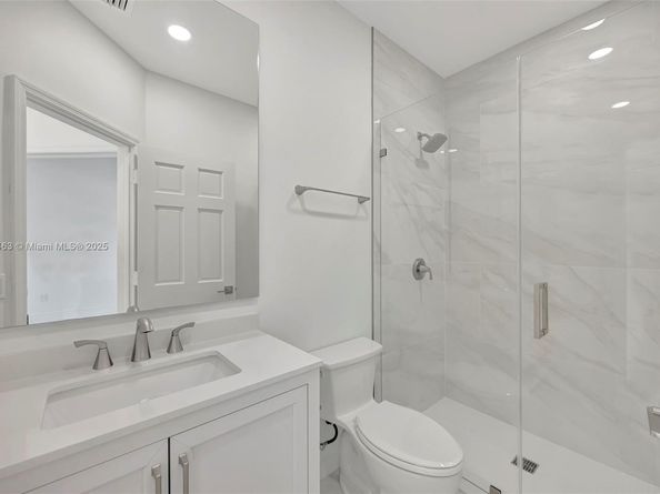6841 SW 71st Ave, Miami FL 33143