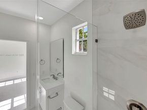 6841 SW 71st Ave, Miami FL 33143