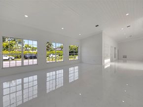 6841 SW 71st Ave, Miami FL 33143