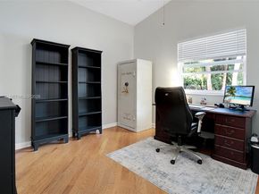 14481 SW 20th St, Davie FL 33325