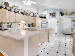 14481 SW 20th St, Davie FL 33325