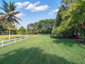 14481 SW 20th St, Davie FL 33325