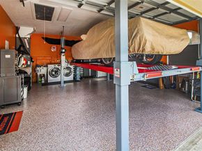 14481 SW 20th St, Davie FL 33325