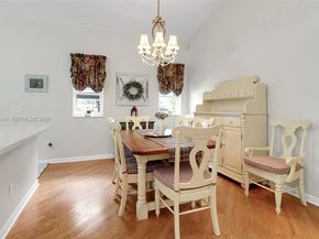 14481 SW 20th St, Davie FL 33325