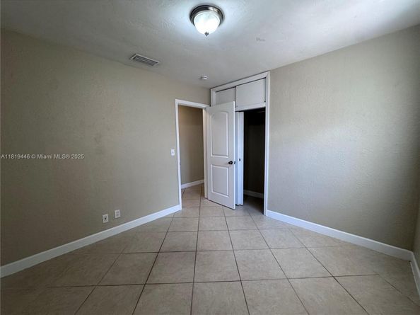 7491 Fillmore St, Hollywood FL 33024