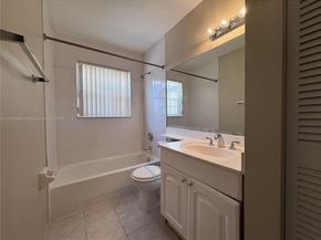7491 Fillmore St, Hollywood FL 33024