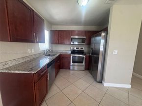 7491 Fillmore St, Hollywood FL 33024