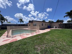 7491 Fillmore St, Hollywood FL 33024