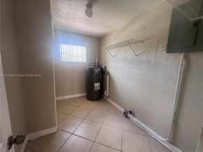 7491 Fillmore St, Hollywood FL 33024