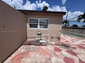 7491 Fillmore St, Hollywood FL 33024