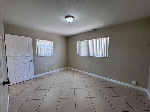 7491 Fillmore St, Hollywood FL 33024