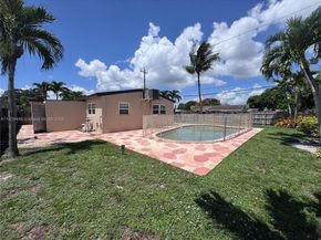 7491 Fillmore St, Hollywood FL 33024