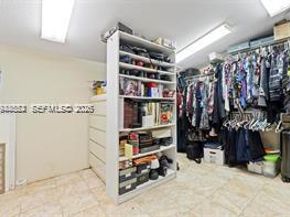 21321 NE 25th Ct, Miami FL 33180