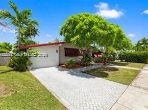 21321 NE 25th Ct, Miami FL 33180