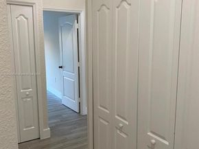 5521 SW 158th Ct, Miami FL 33185