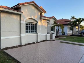 5521 SW 158th Ct, Miami FL 33185