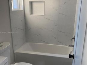 5521 SW 158th Ct, Miami FL 33185