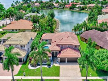 4248 SW 185th Ave