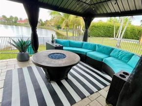 4248 SW 185th Ave, Miramar FL 33029