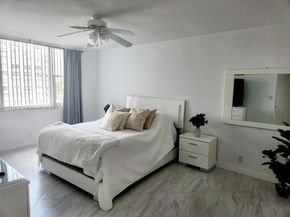4330 Hillcrest Dr 414, Hollywood FL 33021