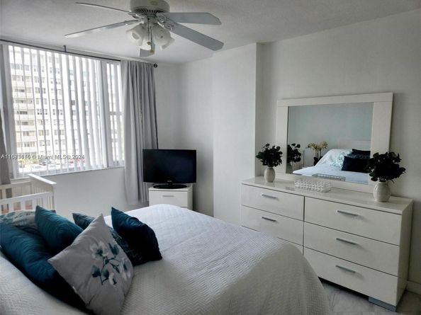 4330 Hillcrest Dr 414, Hollywood FL 33021
