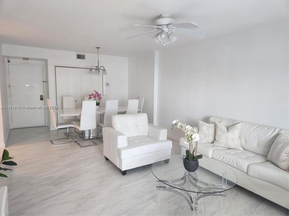 4330 Hillcrest Dr 414, Hollywood FL 33021