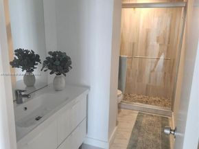 4330 Hillcrest Dr 414, Hollywood FL 33021