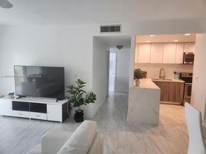 4330 Hillcrest Dr 414, Hollywood FL 33021