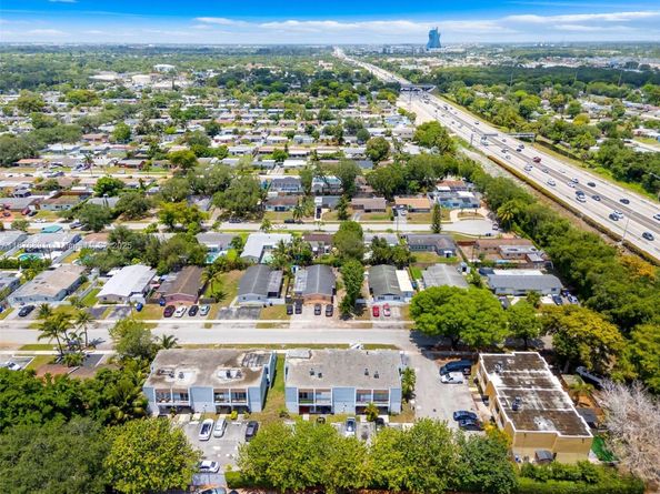 6306 Moseley St 1, Hollywood FL 33024