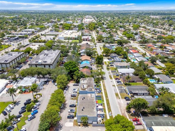 6306 Moseley St 1, Hollywood FL 33024