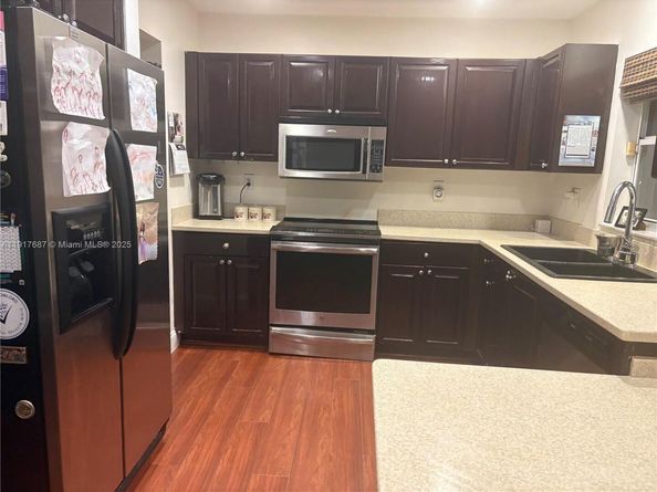 3195 N 36th Ave, Hollywood FL 33021