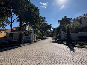 3195 N 36th Ave, Hollywood FL 33021