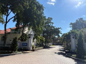 3195 N 36th Ave, Hollywood FL 33021