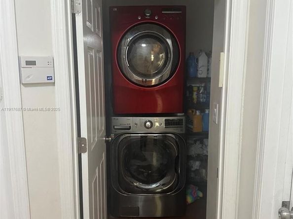 3195 N 36th Ave, Hollywood FL 33021