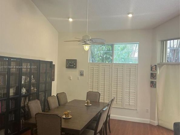 3195 N 36th Ave, Hollywood FL 33021