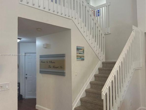 3195 N 36th Ave, Hollywood FL 33021