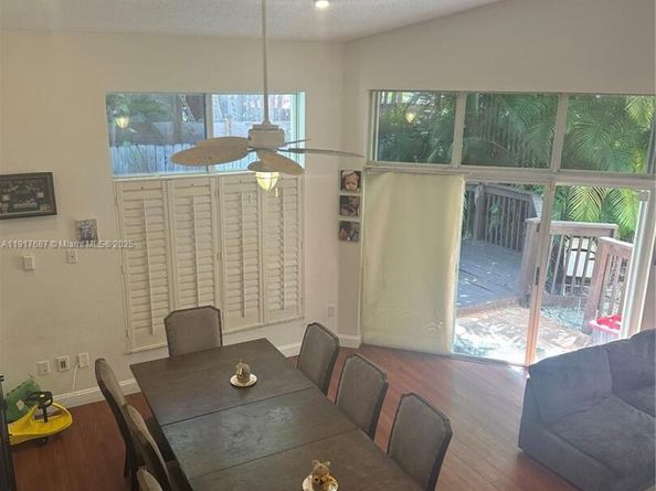 3195 N 36th Ave, Hollywood FL 33021