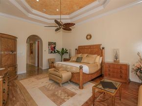 610 W Enclave Cir W, Pembroke Pines FL 33027