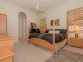 610 W Enclave Cir W, Pembroke Pines FL 33027