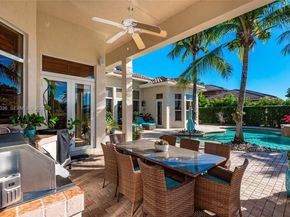 610 W Enclave Cir W, Pembroke Pines FL 33027