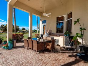 610 W Enclave Cir W, Pembroke Pines FL 33027