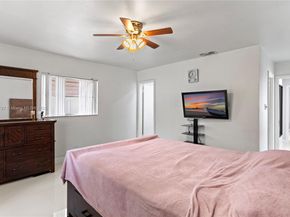 8517 NW 57th Ct, Tamarac FL 33321