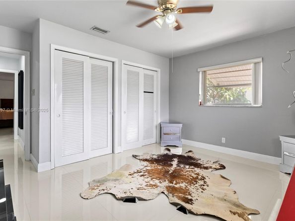 8517 NW 57th Ct, Tamarac FL 33321