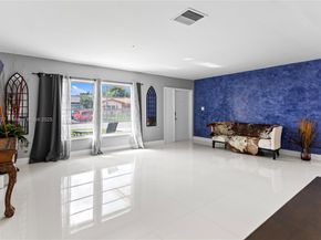 8517 NW 57th Ct, Tamarac FL 33321