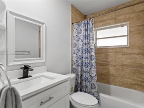 8517 NW 57th Ct, Tamarac FL 33321