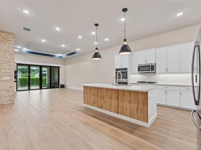 7467 S Blue Spring Dr, Parkland FL 33067