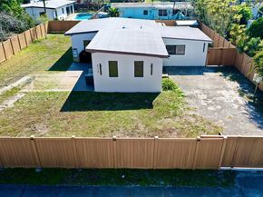 3110 SW 15th Ct, Fort Lauderdale FL 33312