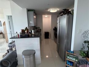 1871 NW S River Dr 1502, Miami FL 33125